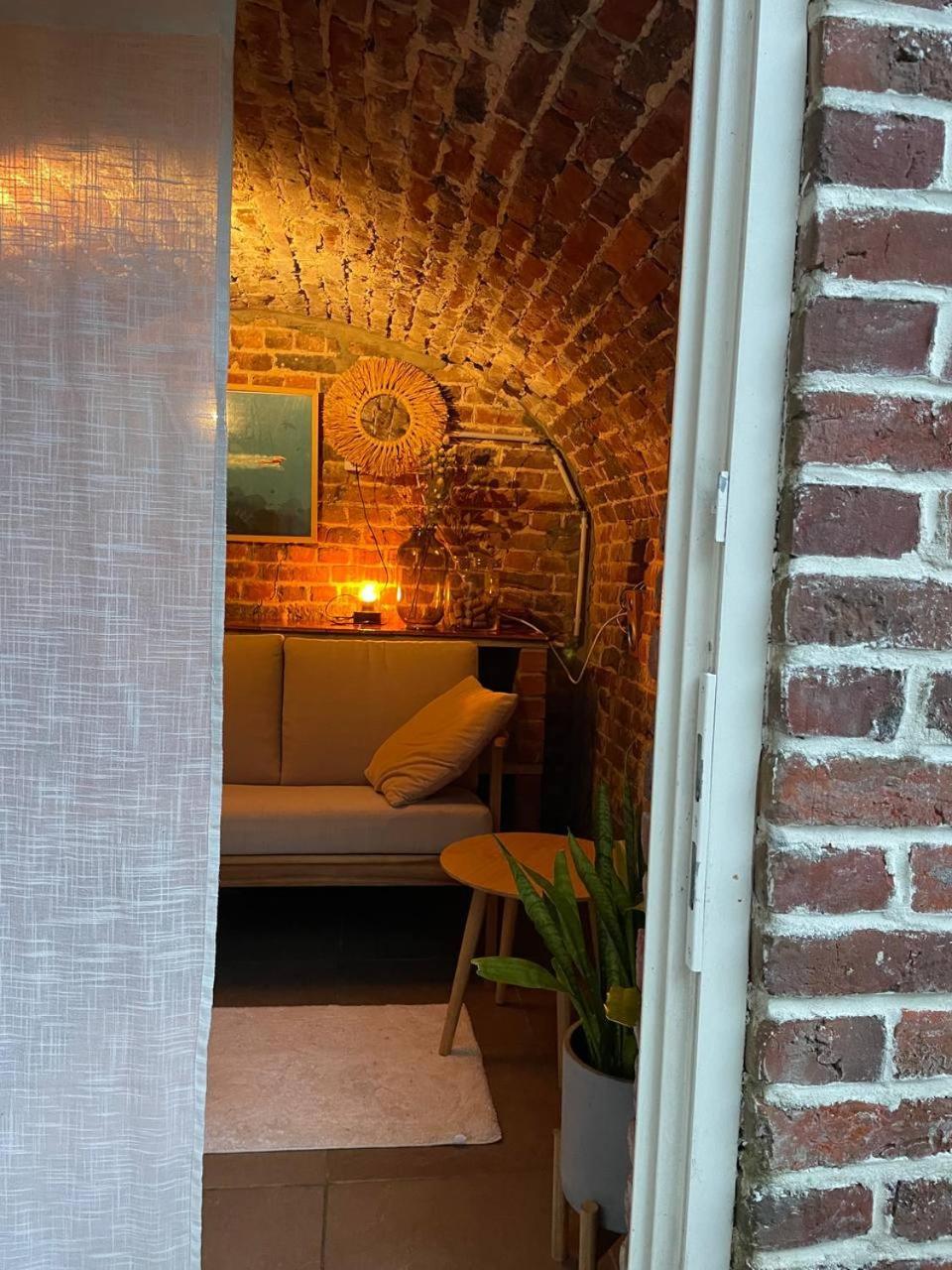 La Canopee Des Arbres, Anna Ellezelles Exterior foto